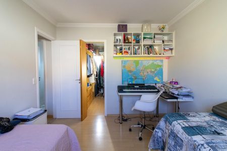 Casa de condomínio para alugar com 245m², 4 quartos e 4 vagas Casa de condomínio para alugar com 245m², 4 quartos e 4 vagasQuarto 4
