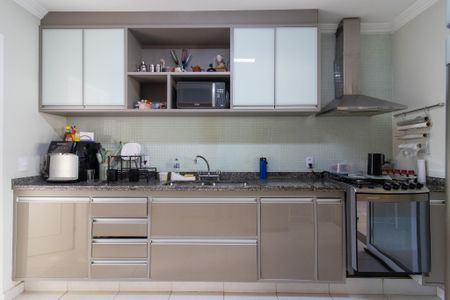 Casa de condomínio para alugar com 245m², 4 quartos e 4 vagas Casa de condomínio para alugar com 245m², 4 quartos e 4 vagasCozinha