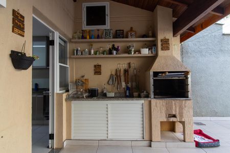 Casa de condomínio para alugar com 245m², 4 quartos e 4 vagas Casa de condomínio para alugar com 245m², 4 quartos e 4 vagasÁrea externa