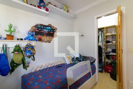 Casa de condomínio à venda com 245m², 4 quartos e 4 vagas Casa de condomínio à venda com 245m², 4 quartos e 4 vagasQuarto 2