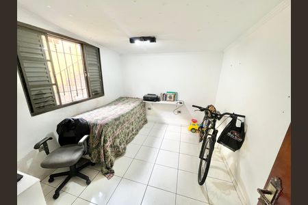 Casa para alugar com 159m², 3 quartos e 2 vagas Casa para alugar com 159m², 3 quartos e 2 vagasQuarto 1