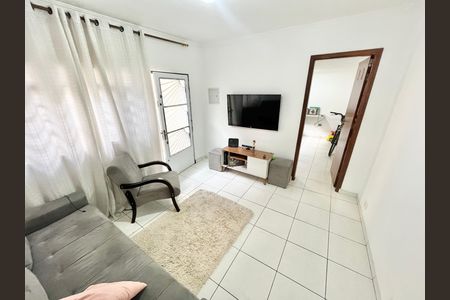 Casa para alugar com 159m², 3 quartos e 2 vagas Casa para alugar com 159m², 3 quartos e 2 vagasSala