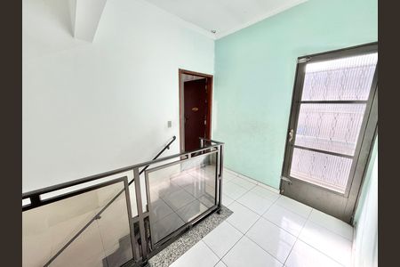 Casa para alugar com 159m², 3 quartos e 2 vagas Casa para alugar com 159m², 3 quartos e 2 vagasCopa