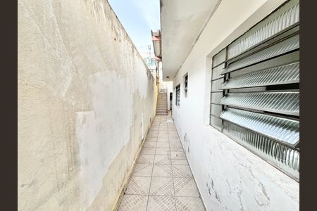 Casa para alugar com 159m², 3 quartos e 2 vagas Casa para alugar com 159m², 3 quartos e 2 vagasCorredor Externo