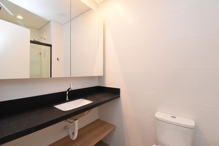 Studio para alugar com 26m², 1 quarto e sem vagaBanheiro do Studio