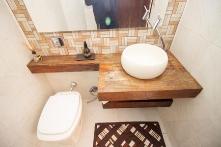 Casa para alugar com 300m², 3 quartos e 6 vagas Casa para alugar com 300m², 3 quartos e 6 vagasLavabo