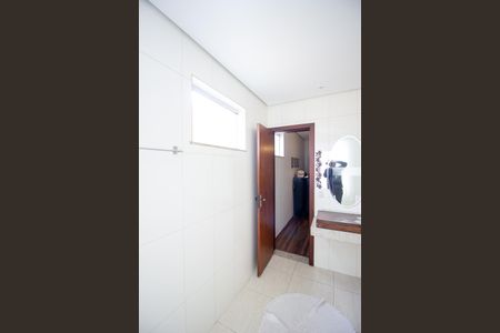 Casa para alugar com 300m², 3 quartos e 6 vagas Casa para alugar com 300m², 3 quartos e 6 vagasBanheiro da Suíte