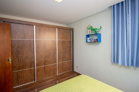 Casa para alugar com 300m², 3 quartos e 6 vagas Casa para alugar com 300m², 3 quartos e 6 vagasQuarto 1