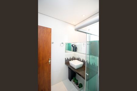 Casa para alugar com 300m², 3 quartos e 6 vagas Casa para alugar com 300m², 3 quartos e 6 vagasBanheiro Social