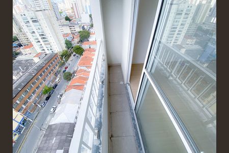Studio para alugar com 19m², 1 quarto e sem vaga Studio para alugar com 19m², 1 quarto e sem vagaVaranda Studio
