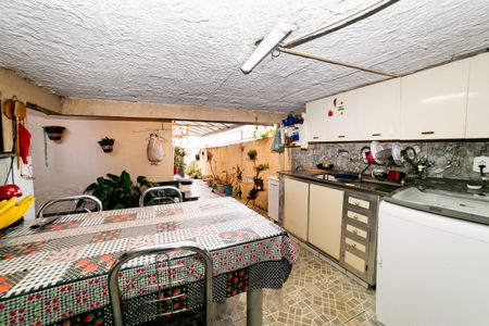 Casa à venda com 366m², 5 quartos e 3 vagas Casa à venda com 366m², 5 quartos e 3 vagasCozinha