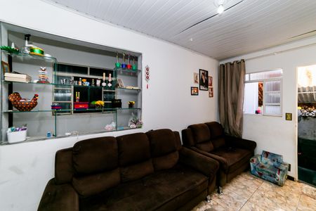 Casa à venda com 366m², 5 quartos e 3 vagas Casa à venda com 366m², 5 quartos e 3 vagasSala