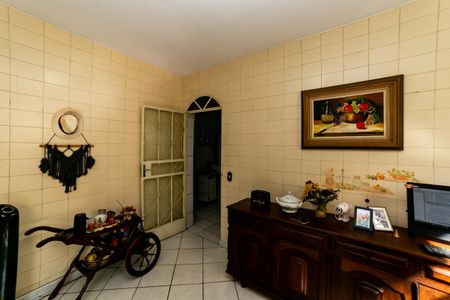 Casa à venda com 366m², 5 quartos e 3 vagas Casa à venda com 366m², 5 quartos e 3 vagasCopa