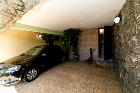 Casa à venda com 366m², 5 quartos e 3 vagas Casa à venda com 366m², 5 quartos e 3 vagasGaragem