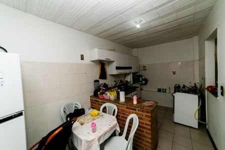 Casa à venda com 366m², 5 quartos e 3 vagas Casa à venda com 366m², 5 quartos e 3 vagasCozinha