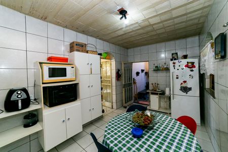 Casa à venda com 366m², 5 quartos e 3 vagas Casa à venda com 366m², 5 quartos e 3 vagasCozinha