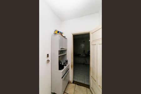 Casa à venda com 366m², 5 quartos e 3 vagas Casa à venda com 366m², 5 quartos e 3 vagasCozinha
