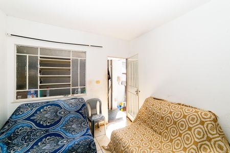 Casa à venda com 366m², 5 quartos e 3 vagas Casa à venda com 366m², 5 quartos e 3 vagasSala