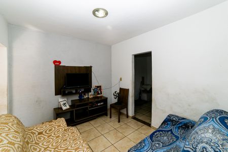 Casa à venda com 366m², 5 quartos e 3 vagas Casa à venda com 366m², 5 quartos e 3 vagasSala