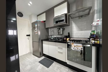 Cozinha de apartamento para alugar com 3 quartos, 103m² em Vila Carrão, São Paulo