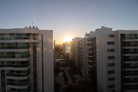 Vista de apartamento à venda com 2 quartos, 102m² em Trecho 1, Brasília