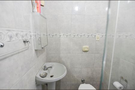 Casa à venda com 200m², 4 quartos e 1 vaga Casa à venda com 200m², 4 quartos e 1 vagaBanheiro 3