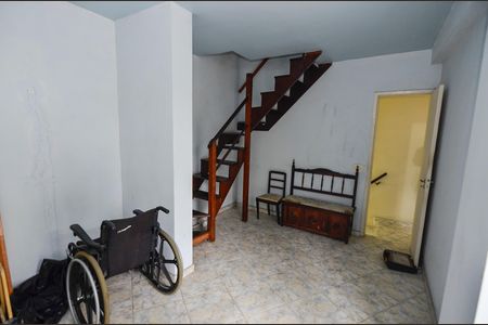 Casa à venda com 200m², 4 quartos e 1 vaga Casa à venda com 200m², 4 quartos e 1 vagaQuarto 3