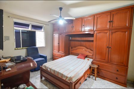 Casa à venda com 200m², 4 quartos e 1 vaga Casa à venda com 200m², 4 quartos e 1 vagaSuíte