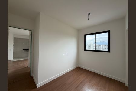 Quarto 2 de apartamento para alugar com 2 quartos, 58m² em Jacarepaguá, Rio de Janeiro