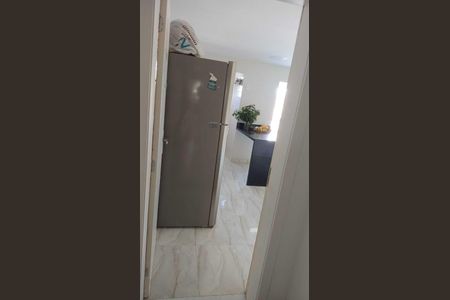 Cozinha de casa de condomínio para alugar com 2 quartos, 50m² em Itapuã, Salvador