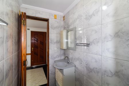 Apartamento à venda com 45m², 2 quartos e 1 vaga Apartamento à venda com 45m², 2 quartos e 1 vagaBanheiro