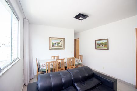 Apartamento à venda com 78m², 3 quartos e 2 vagas Apartamento à venda com 78m², 3 quartos e 2 vagasSala