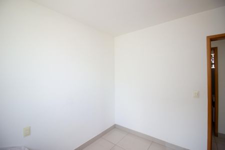 Apartamento à venda com 78m², 3 quartos e 2 vagas Apartamento à venda com 78m², 3 quartos e 2 vagasQuarto 2