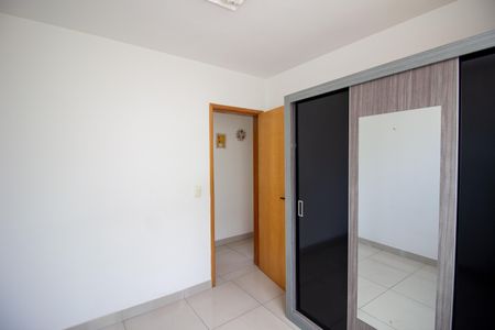 Apartamento à venda com 78m², 3 quartos e 2 vagas Apartamento à venda com 78m², 3 quartos e 2 vagasQuarto 2