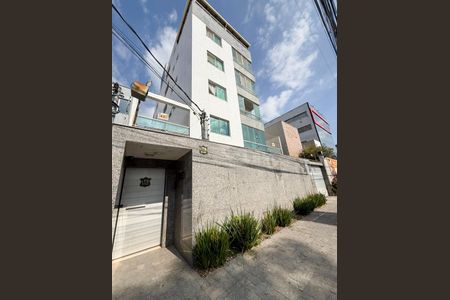 Apartamento à venda com 78m², 3 quartos e 2 vagas Apartamento à venda com 78m², 3 quartos e 2 vagasFachada