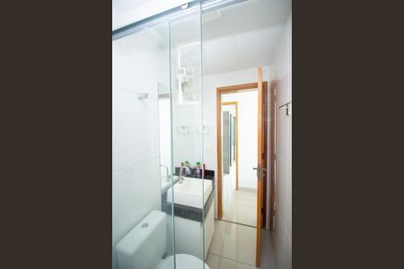 Apartamento à venda com 78m², 3 quartos e 2 vagas Apartamento à venda com 78m², 3 quartos e 2 vagasBanheiro Social
