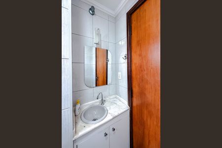 Apartamento para alugar com 75m², 2 quartos e sem vaga Apartamento para alugar com 75m², 2 quartos e sem vagaBanheiro