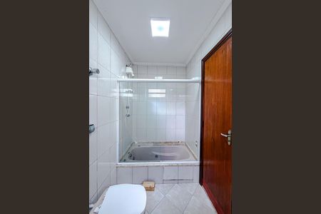 Apartamento para alugar com 75m², 2 quartos e sem vaga Apartamento para alugar com 75m², 2 quartos e sem vagaBanheiro da Suíte