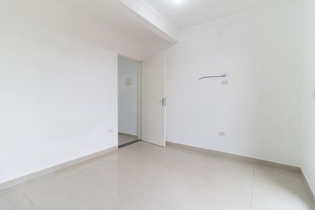 Quarto 1 de casa para alugar com 2 quartos, 55m² em Jardim Tenani, São Paulo
