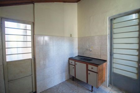Casa para alugar com 180m², 2 quartos e 1 vagaCozinha 