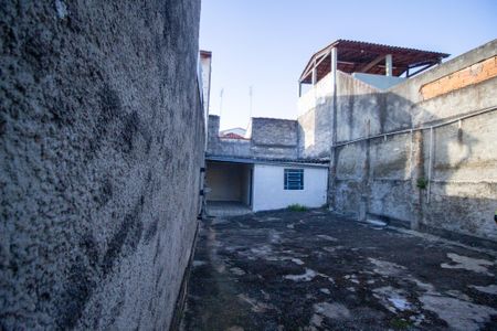 Casa para alugar com 180m², 2 quartos e 1 vagaEdicula 