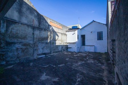 Casa para alugar com 180m², 2 quartos e 1 vagaQuintal 