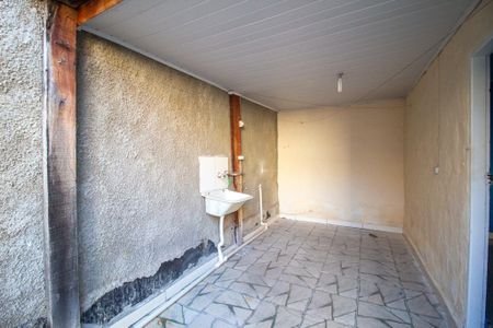 Casa para alugar com 180m², 2 quartos e 1 vagaÁrea de Serviço