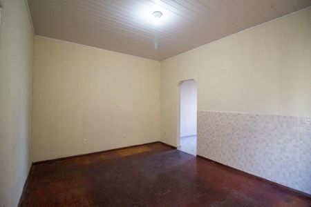 Casa para alugar com 180m², 2 quartos e 1 vagaSala 