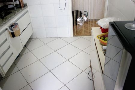 Apartamento à venda com 59m², 2 quartos e 2 vagasCozinha