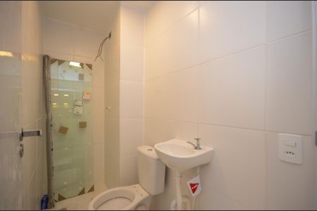 Apartamento para alugar com 38m², 2 quartos e sem vaga Apartamento para alugar com 38m², 2 quartos e sem vagaBanheiro