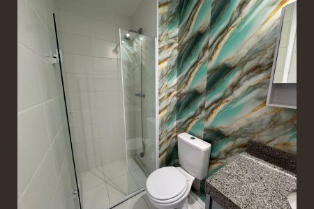 Banheiro 1 de apartamento para alugar com 2 quartos, 55m² em Centro, Osasco