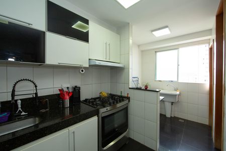 Apartamento à venda com 106m², 3 quartos e 3 vagasCOZINHA