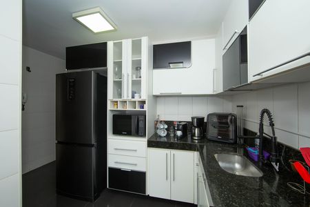 Apartamento à venda com 106m², 3 quartos e 3 vagasCOZINHA