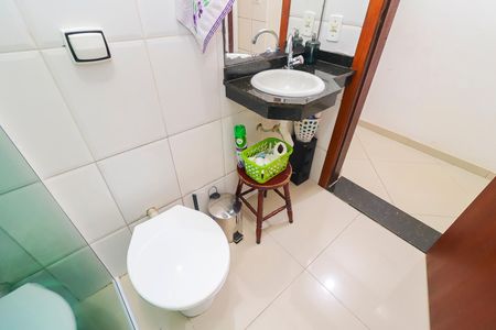 Casa à venda com 148m², 3 quartos e 2 vagasBanheiro 2